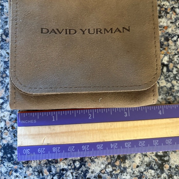 David Yurman Tan Suede Pouch with magnetic closure. - Picture 5 of 5